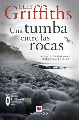 Tumba entre las rocas, Una | 9788419110121 | Griffiths, Elly