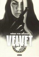 Velvet | 9788411500678 | Brubaker, Ed / Epting, Steve